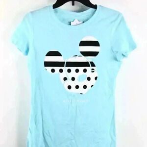 NWT Disney t-shirt Mickey  Graphic Casual L